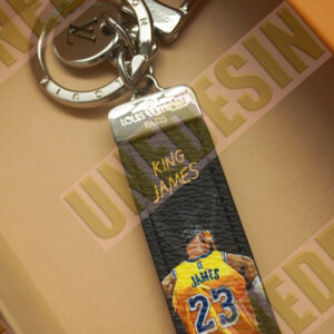 Unedesin “King’s Court” Keychain Edition