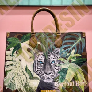 Unedesin “Tiny Companions” Canvas Tote Series