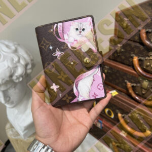 Unedesin “Quiet Cat” Canvas Tote