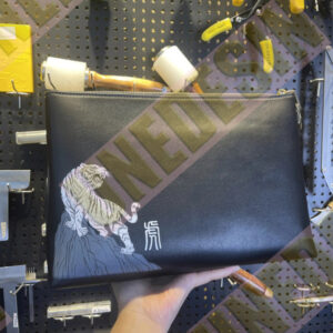 Unedesin “Tiny Companions” Canvas Tote Series