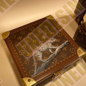 Unedesin “Tiny Companions” Canvas Tote Series