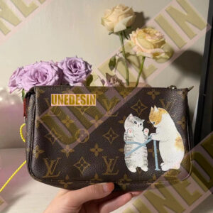 Unedesin “Quiet Cat” Canvas Tote