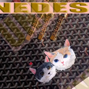 Unedesin “Quiet Cat” Canvas Tote