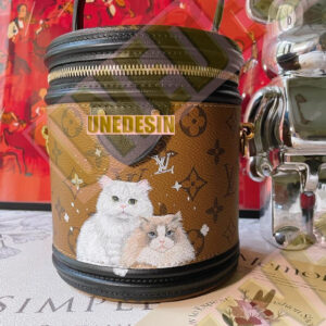 Unedesin “Quiet Cat” Canvas Tote