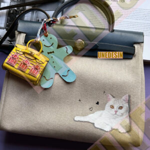 Unedesin “Quiet Cat” Canvas Tote