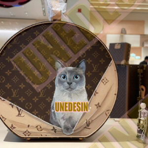 Unedesin “Quiet Cat” Canvas Tote